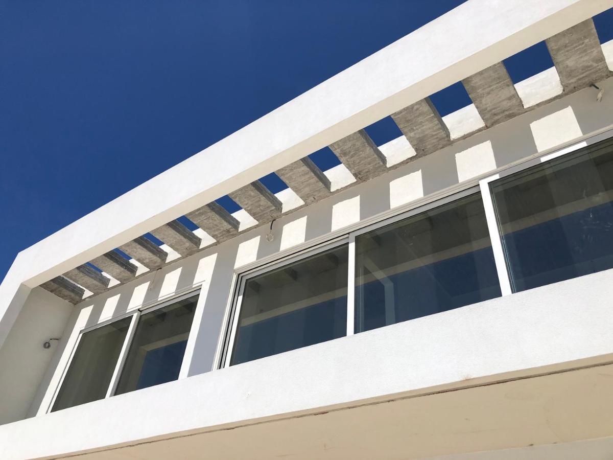 Kuro Beach House - Oceanfront Luxury & 25M Pool Achlia Dış mekan fotoğraf