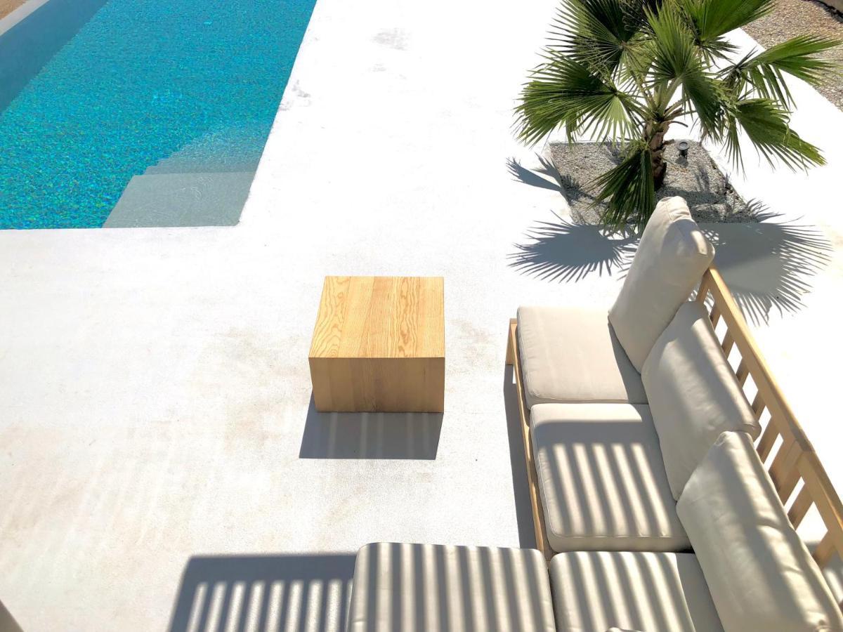Kuro Beach House - Oceanfront Luxury & 25M Pool Achlia Dış mekan fotoğraf