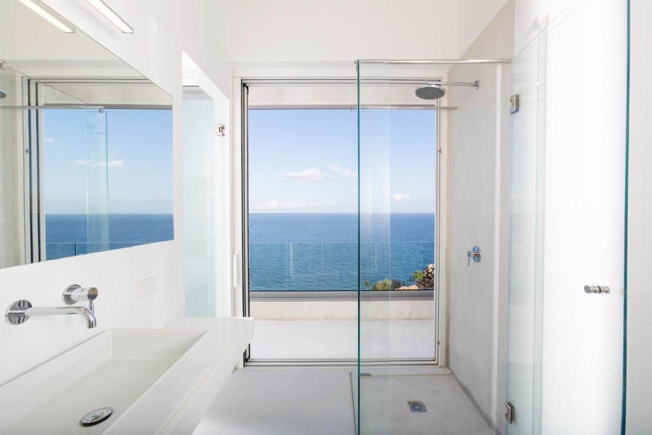 Kuro Beach House - Oceanfront Luxury & 25M Pool Achlia Dış mekan fotoğraf