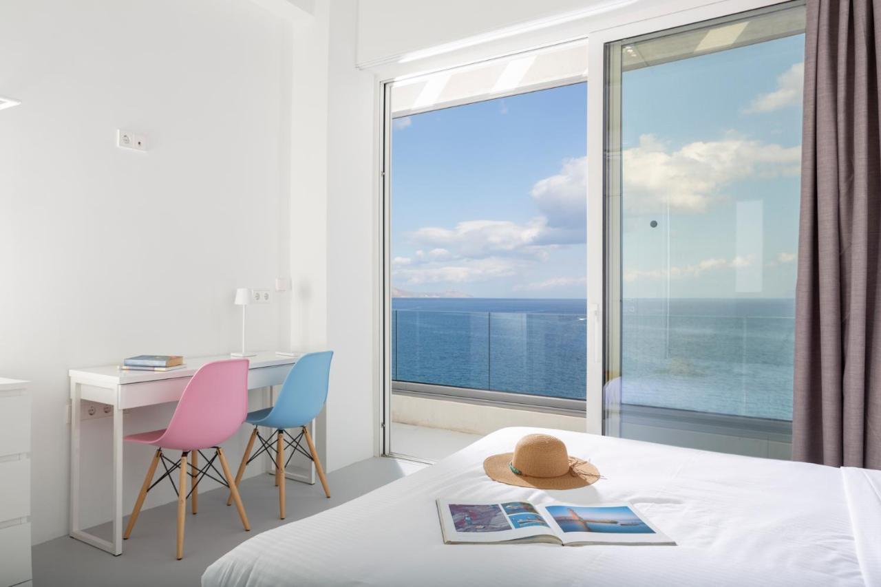 Kuro Beach House - Oceanfront Luxury & 25M Pool Achlia Dış mekan fotoğraf