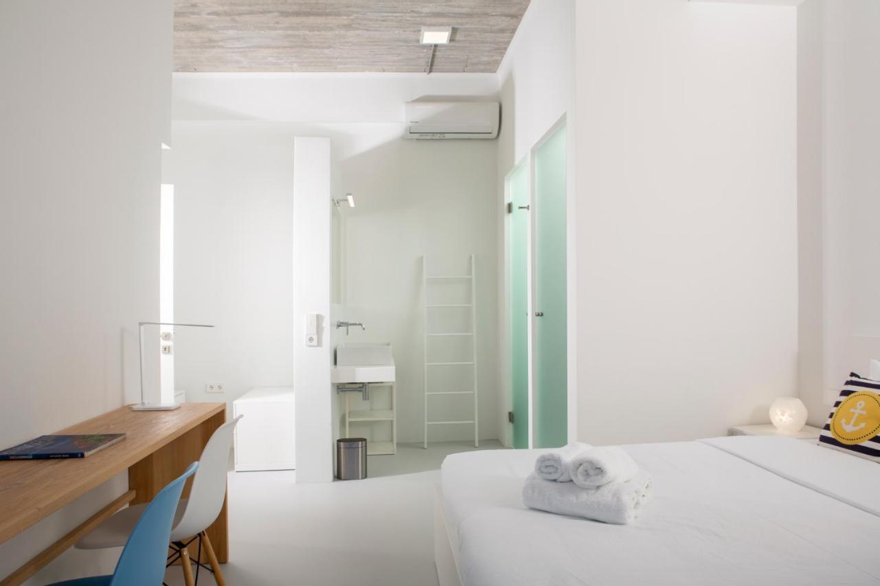 Kuro Beach House - Oceanfront Luxury & 25M Pool Achlia Dış mekan fotoğraf